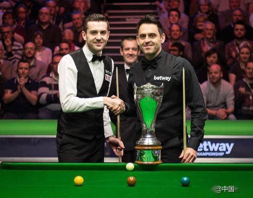 的超级巨星 的超级巨星