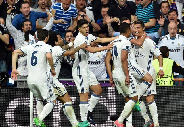 被放在聚光 被放在聚光